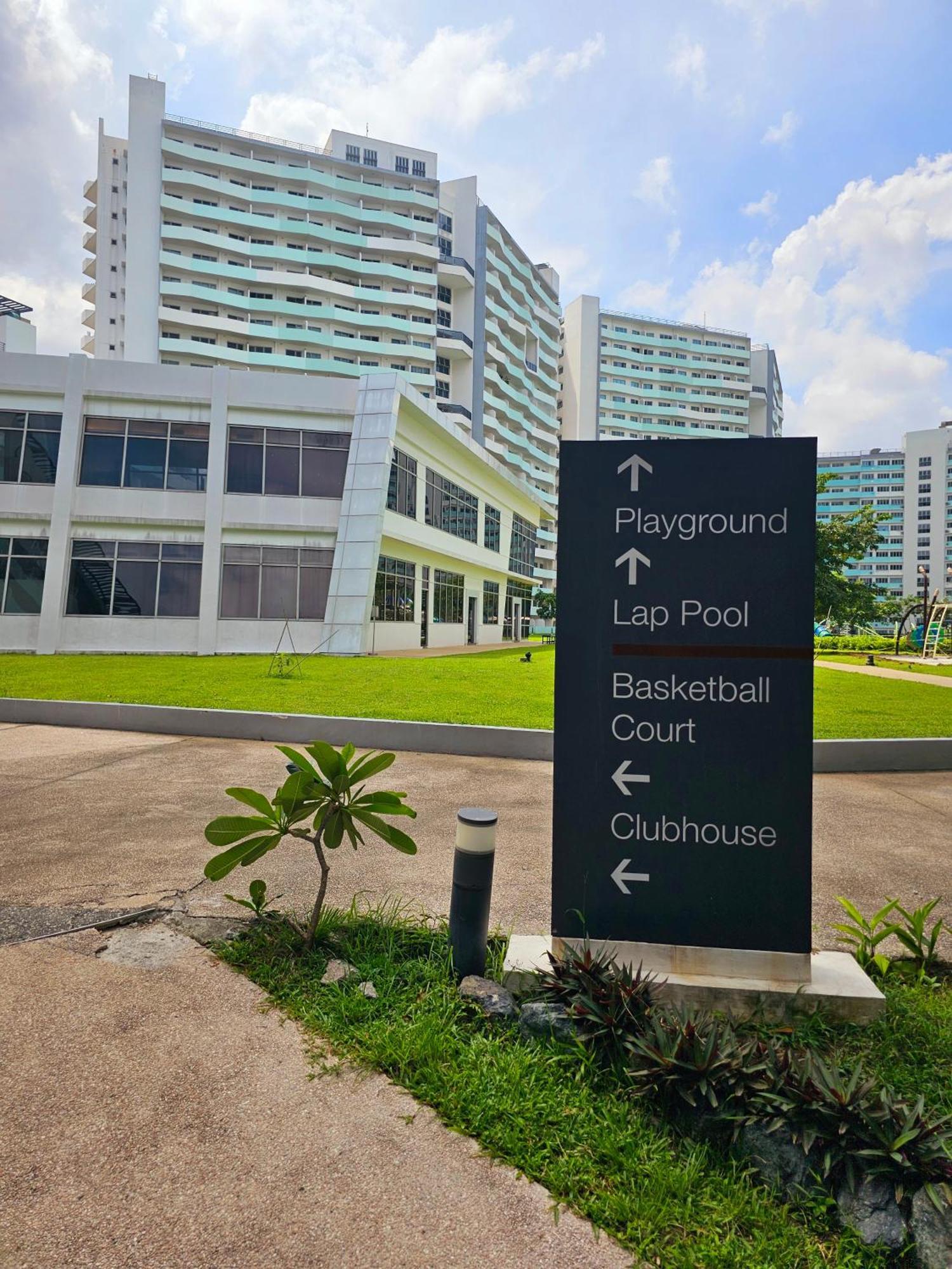 Acellyne'S Suites At The Residences At Commonwealth By Century Bandar Quezon Luaran gambar