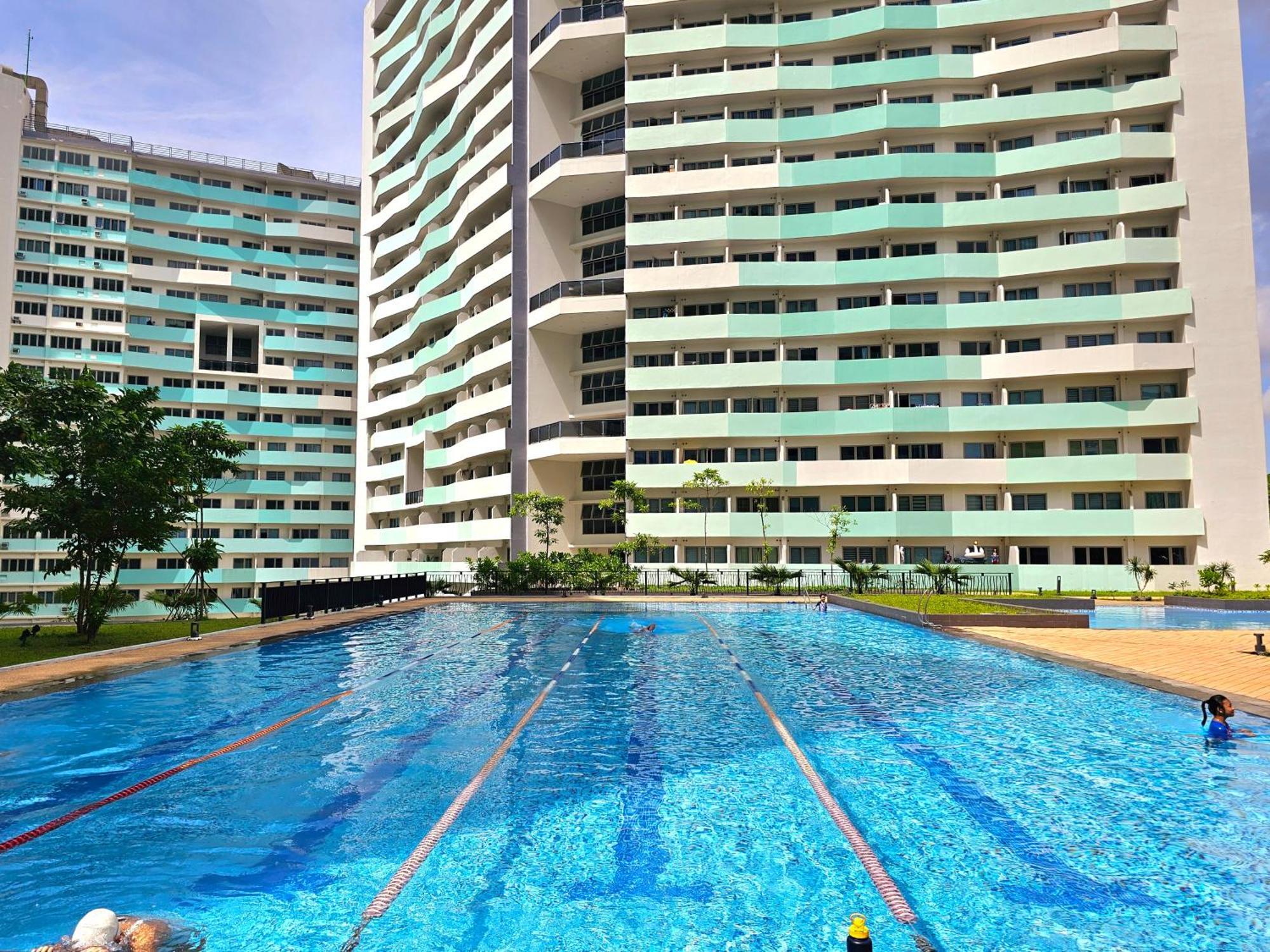 Acellyne'S Suites At The Residences At Commonwealth By Century Bandar Quezon Luaran gambar