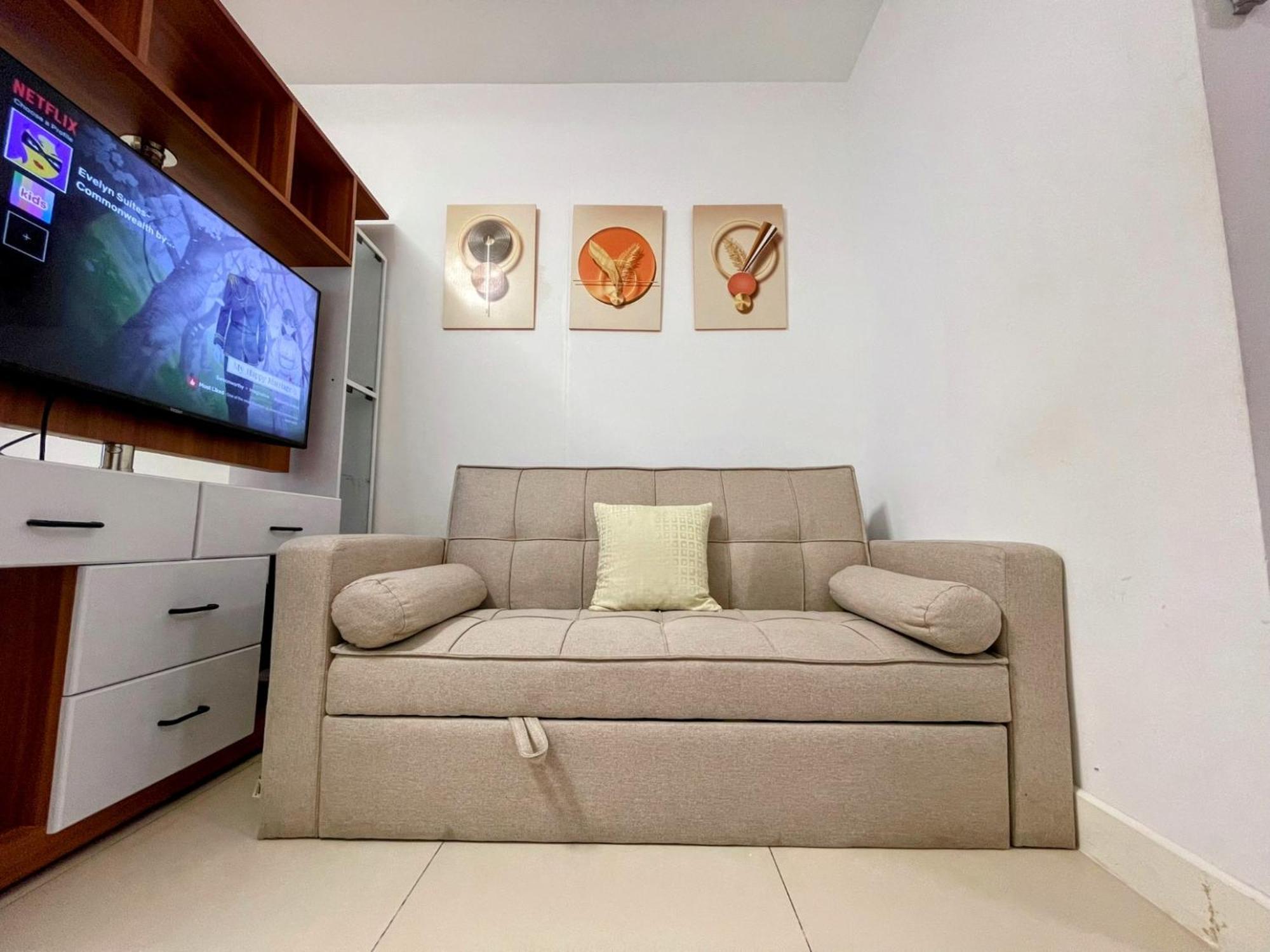 Acellyne'S Suites At The Residences At Commonwealth By Century Bandar Quezon Bilik gambar
